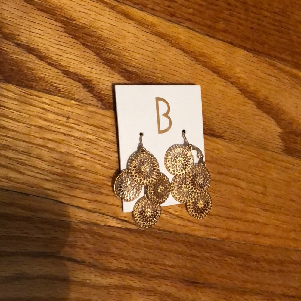 SOLD!!! Bancroft Gold Earrings